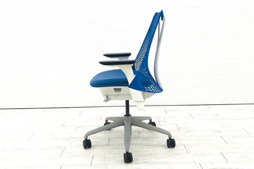 セイルチェア ハーマンミラー SAYL Chairs 中古 前傾チルト 可動肘 デザインチェア 中古オフィス家具 ブルー画像