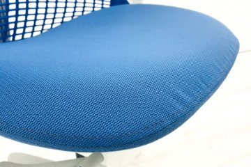 セイルチェア ハーマンミラー SAYL Chairs 中古 前傾チルト 可動肘 デザインチェア 中古オフィス家具 ブルー画像