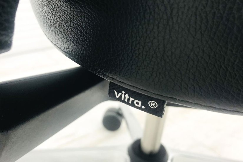 ヴィトラ ID chair レザー 中古 Vitra 中古 デザイナーズチェア ブラック アントニオ・チッテリオ ブラック 中古オフィス家具画像