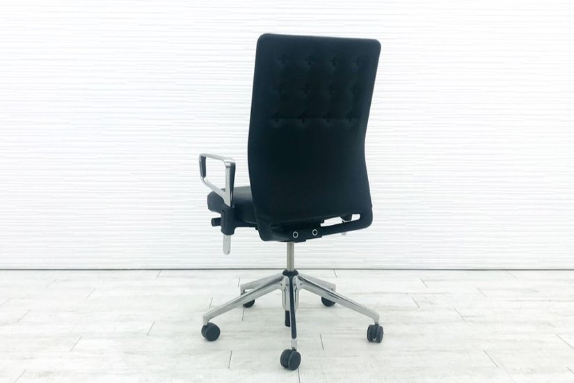 ヴィトラ ID chair レザー 中古 Vitra 中古 デザイナーズチェア ブラック アントニオ・チッテリオ ブラック 中古オフィス家具画像