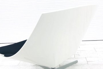 フリッツハンセン スペースチェア SPACE ラウンジチェア FritzHansen イエス+ラウブ ホワイト 中古オフィス家具画像