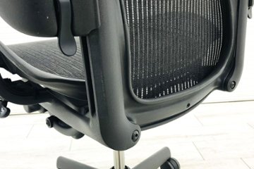 アーロンチェア 中古 Bサイズ ライト アーロン ハーマンミラー Herman Miller 中古オフィス家具 肘レバータイプ画像