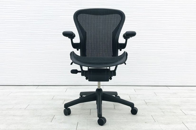 アーロンチェア 中古 Bサイズ ライト アーロン ハーマンミラー Herman Miller 中古オフィス家具 肘レバータイプ画像