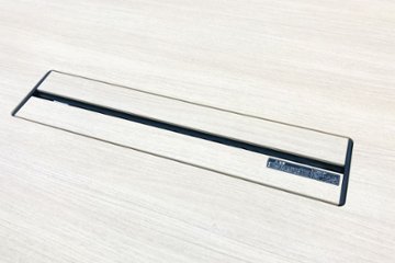 オカムラ ラティオⅡ 中古 W3200×D1200mm×H720mm 幅3200 ミーティングテーブル 会議机 中古オフィス家具 ネオウッドライト画像