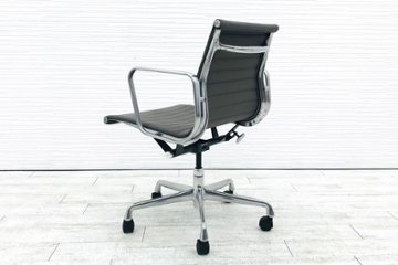 イームズ アルミナムグループ アルミナムチェア  中古 ハーマンミラー 中古オフィス家具 Herman Miller ブラウン系色 正規品画像