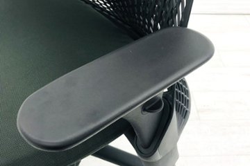 ハーマンミラー セイルチェア 中古 2017年製 ダークグリーン SAYL Chairs デザインチェア 中古オフィス家具 可動肘画像