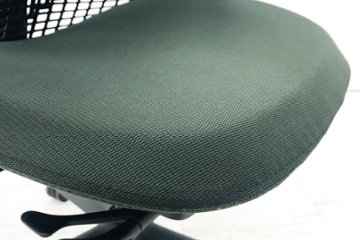 ハーマンミラー セイルチェア 中古 2017年製 ダークグリーン SAYL Chairs デザインチェア 中古オフィス家具 可動肘画像