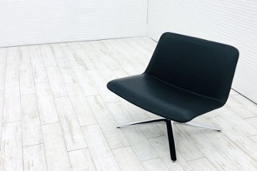 カッシーナ スリムラウンジ 中古 Cassina IXC. ミーティングチェア ラウンジチェア レザー 中古オフィス家具 ブラックの画像