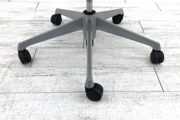 バロンチェア オカムラ エクストラハイバック メッシュ 可動肘 高機能チェア 中古オフィス家具 可動ヘッドレスト レッド画像