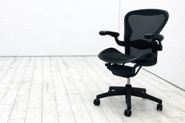 ハーマンミラー アーロンチェア 中古 Bサイズ ライト ランバーサポートメッシュ Herman Miller 中古オフィス家具 肘ダイヤルタイプの画像