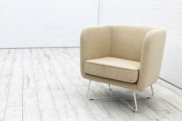 【未使用品】 ノール Knoll ロックウェル アンスクリプテッド プチクラブチェア 中古 多目的チェア 中古オフィス家具 ファブリック ベージュ系色の画像