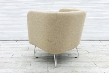 【未使用品】 ノール Knoll ロックウェル アンスクリプテッド プチクラブチェア 中古 多目的チェア 中古オフィス家具 ファブリック ベージュ系色画像