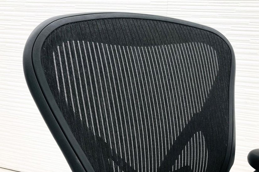 ハーマンミラー アーロンチェア Bサイズ 中古 固定肘 ポスチャーフィット メッシュ Herman Miller Aeron Chairsr 中古オフィス家具画像