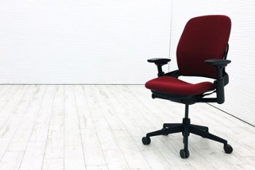 スチールケース リープチェア V2 中古 クッション Steelcase Leap 中古オフィス家具 OAチェア レッド 46216179の画像