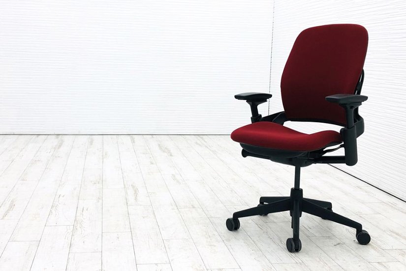 スチールケース リープチェア V2 中古 クッション Steelcase Leap 中古オフィス家具 OAチェア レッド 46216179画像