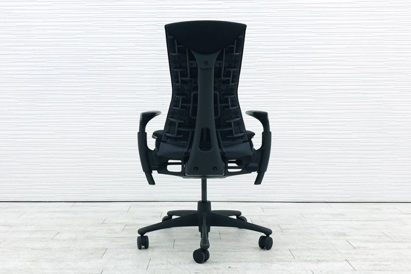 エンボディチェア 中古 2016年製 ハーマンミラー Herman Miller オフィスチェア 高機能チェア 中古オフィス家具 ブラック画像