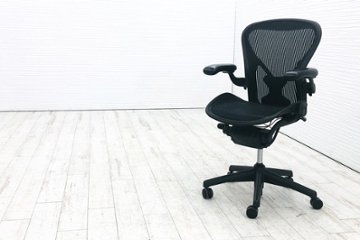 ハーマンミラー アーロンチェア Bサイズ フル装備 中古 ポスチャーフィット メッシュ Herman Miller 中古オフィス家具 肘レバータイプの画像