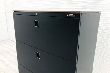  オカムラ レクトライン キャビネット スチール 3段ラテラル書庫 3段ラテラル 中古中古オフィス家具 4BG3ZC-ZH25 ブラック 木目天板付画像