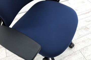 リープチェア 中古 V2 2017年製 スチールケース クッション Steelcase Leap 中古オフィス家具 LEAP-10100 ブルー画像