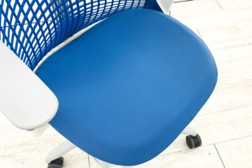 ハーマンミラー セイルチェア 中古 【前傾チルト無】 SAYL Chairs デザインチェア 中古オフィス家具 固定肘 ブルー画像