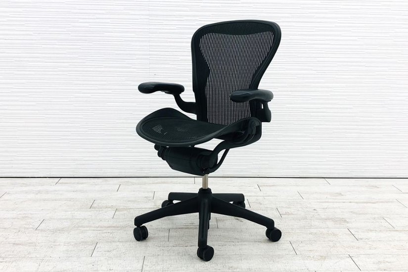 アーロンチェア 中古 ハーマンミラー Bサイズ スタンダード Bスタンダード Bスタ 固定肘 メッシュ Herman Miller 中古オフィス家具画像