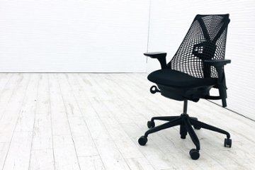 ハーマンミラー セイルチェア 中古  SAYL Chairs フルアジャスタブルアーム 中古オフィス家具 可動肘 ミドルバック ブラックの画像