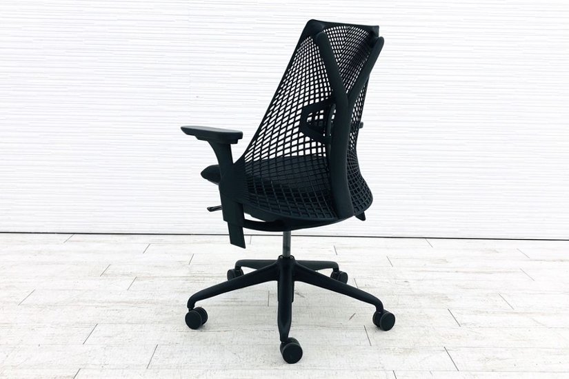 ハーマンミラー セイルチェア 中古  SAYL Chairs フルアジャスタブルアーム 中古オフィス家具 可動肘 ミドルバック ブラック画像