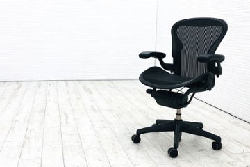 アーロンチェア Aサイズ フル装備 中古 ハーマンミラー Herman miller Aeron Chair 中古オフィス家具 肘レバーの画像