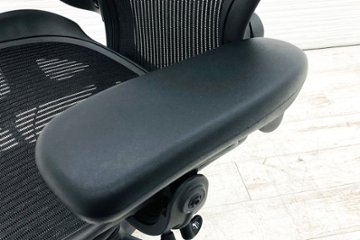 アーロンチェア Aサイズ フル装備 中古 ハーマンミラー Herman miller Aeron Chair 中古オフィス家具 肘レバー画像