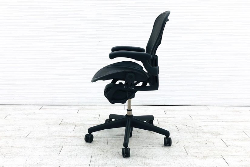 アーロンチェア Aサイズ フル装備 中古 ハーマンミラー Herman miller Aeron Chair 中古オフィス家具 肘レバー画像