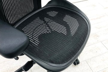 アーロンチェア Aサイズ フル装備 中古 ハーマンミラー Herman miller Aeron Chair 中古オフィス家具 肘レバー画像