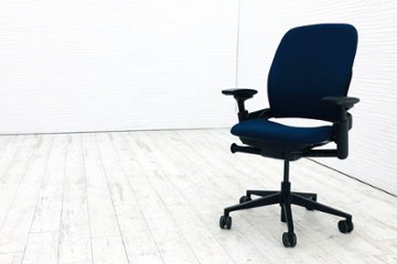 リープチェア V2 中古 2015年製 スチールケース クッション Steelcase Leap 中古オフィス家具 LEAP-10100 ブルー画像