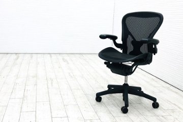 アーロンチェア Bサイズ ライト 中古 ハーマンミラー ポスチャーフィット メッシュ Herman Miller 中古オフィス家具 肘レバーの画像