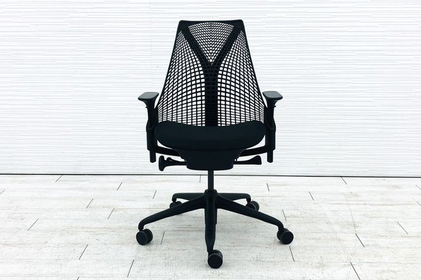 ハーマンミラー セイルチェア 中古 2020年製 SAYL Chairs デザインチェア 中古オフィス家具 可動肘 ブラック画像