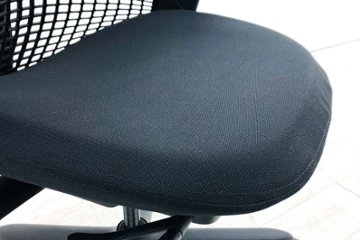 ハーマンミラー セイルチェア 中古 2020年製 SAYL Chairs デザインチェア 中古オフィス家具 可動肘 ブラック画像