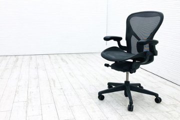 ハーマンミラー アーロンチェア リマスタード Bサイズ ライトシリーズ 中古 2018年製 Herman Miller 中古オフィス家具 グラファイト画像