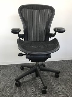 アーロンチェア 中古 ハーマンミラー Bサイズ フル装備 (ランバー無) アーロン Herman Miller オフィスチェア 中古オフィス家具 椅子 肘レバータイプ画像