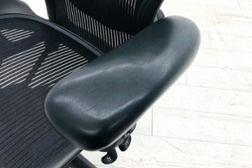 Aeron Chairs アーロンチェア 中古 Bサイズ フル装備 ハーマンミラー ランバーサポート Herman Miller 中古オフィス家具 肘ダイヤル画像