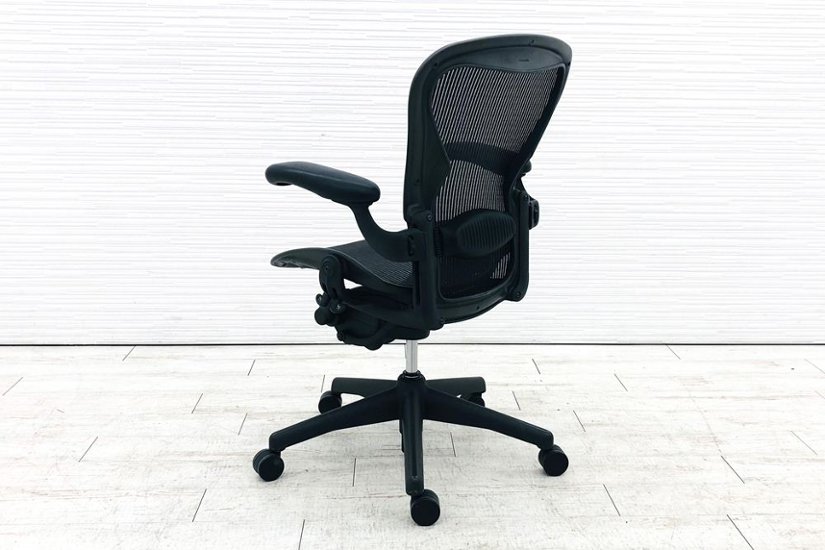 Aeron Chairs アーロンチェア 中古 Bサイズ フル装備 ハーマンミラー ランバーサポート Herman Miller 中古オフィス家具 肘ダイヤル画像