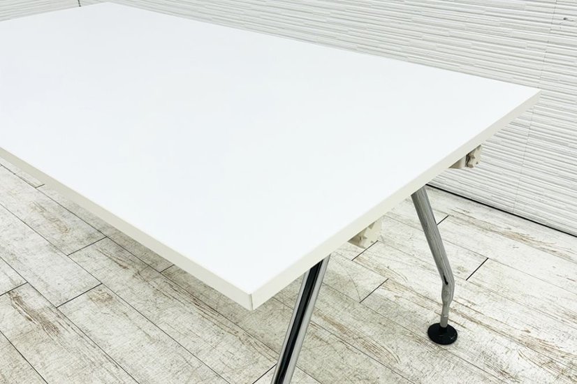 ヴィトラ アドホック Vitra 中古 小型会議テーブル 幅1600 ミーティングテーブル 会議机 中古オフィス家具 ホワイト 1600/800/720画像