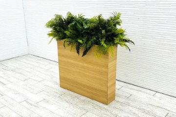 プラントボックス 造花付き 中古 フェイクグリーン 間地切り 中古オフィス家具 フラワースタンド 900/210/800の画像