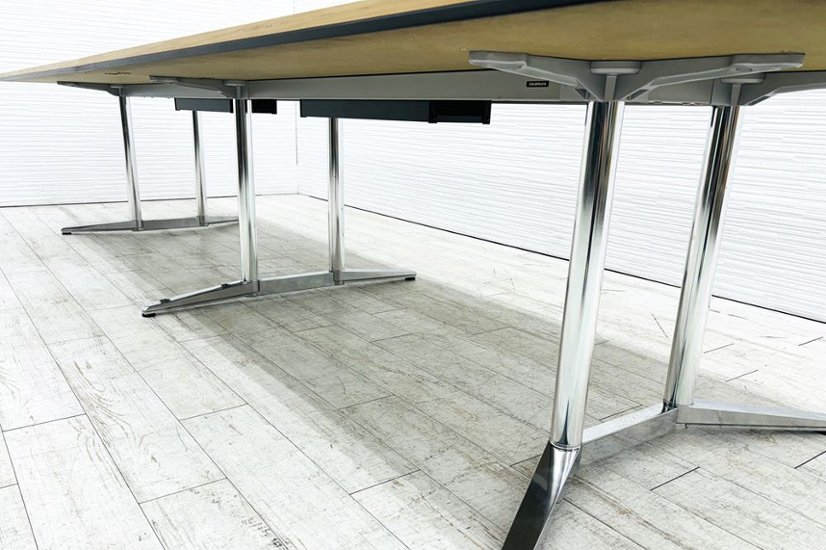 オカムラ ラティオ 中古 幅3600 大型会議テーブル ミーティングテーブル 会議机 四角天板 中古オフィス家具 3600/1200/720画像