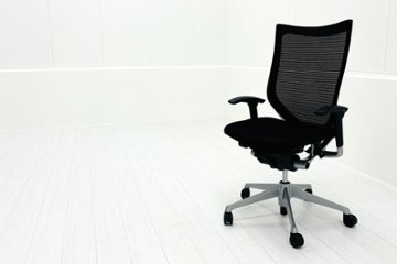 中古 バロンチェア オカムラ OKAMURA Baron 中古オフィス家具 ハイバック 可動肘 ブラックの画像