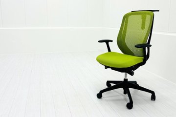 オカムラ シルフィーチェア 中古 2016年製 ハイバック 固定肘 OKAMURA Sylphy 中古オフィス家具 ライムグリーン C646XR-FMP5の画像