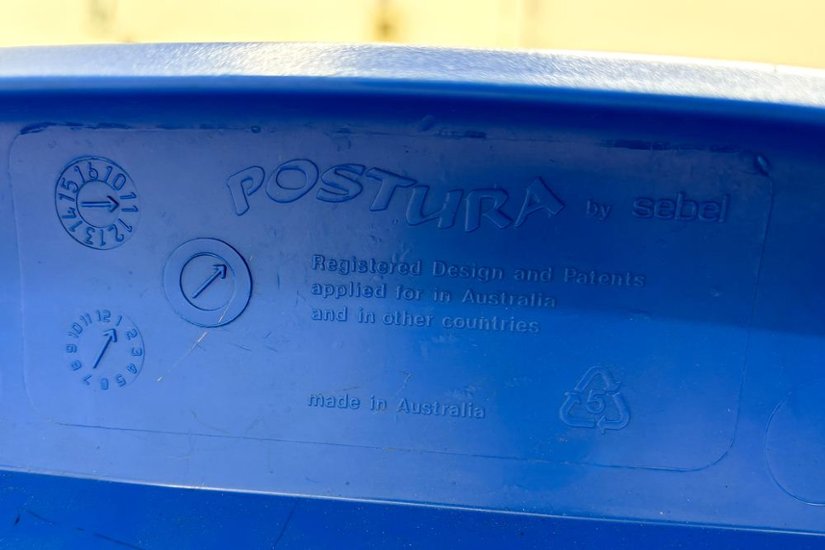 【4脚セット】 sebel Postura Postura+ ミーティングチェア スタッキングチェア 中古 会議椅子 ガーデンチェア 中古オフィス家具 ブルー画像