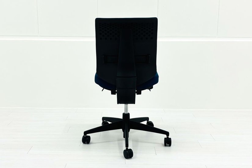 コクヨ ウィザードチェア 肘無 中古 ウィザード2 ローバック 中古オフィス家具 KOKUYO Wizard ブルー画像