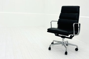 Herman Miller Eames イームズソフトパッドマネジメントチェア 中古 チャールズ&レイ・イームズ ハーマンミラー 皮革 正規品の画像
