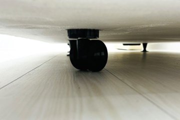 【土浦市倉庫引き取り限定】 セミダブル シモンズ ベッド 中古 展示品 幅1400mm SIMMONS ビューティーレスト 中古オフィス家具 1400/1950/460画像