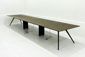 Cassina IXC. JOY カッシーナ イクスシー ジョイ 中古 大型会議テーブル カンファレンステーブル 会議机 中古オフィス家具 5100/1200/740の画像