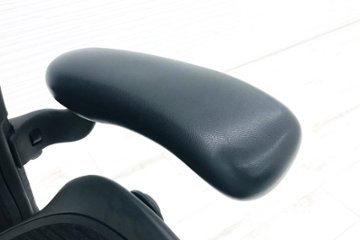 アーロンチェア 中古 Bサイズ フル装備 ハーマンミラー ポスチャーフィット メッシュ Herman Miller 中古オフィス家具 肘レバータイプ画像